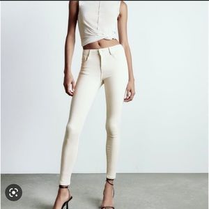 Zara mid waist skinny Jean (1 day sale!)